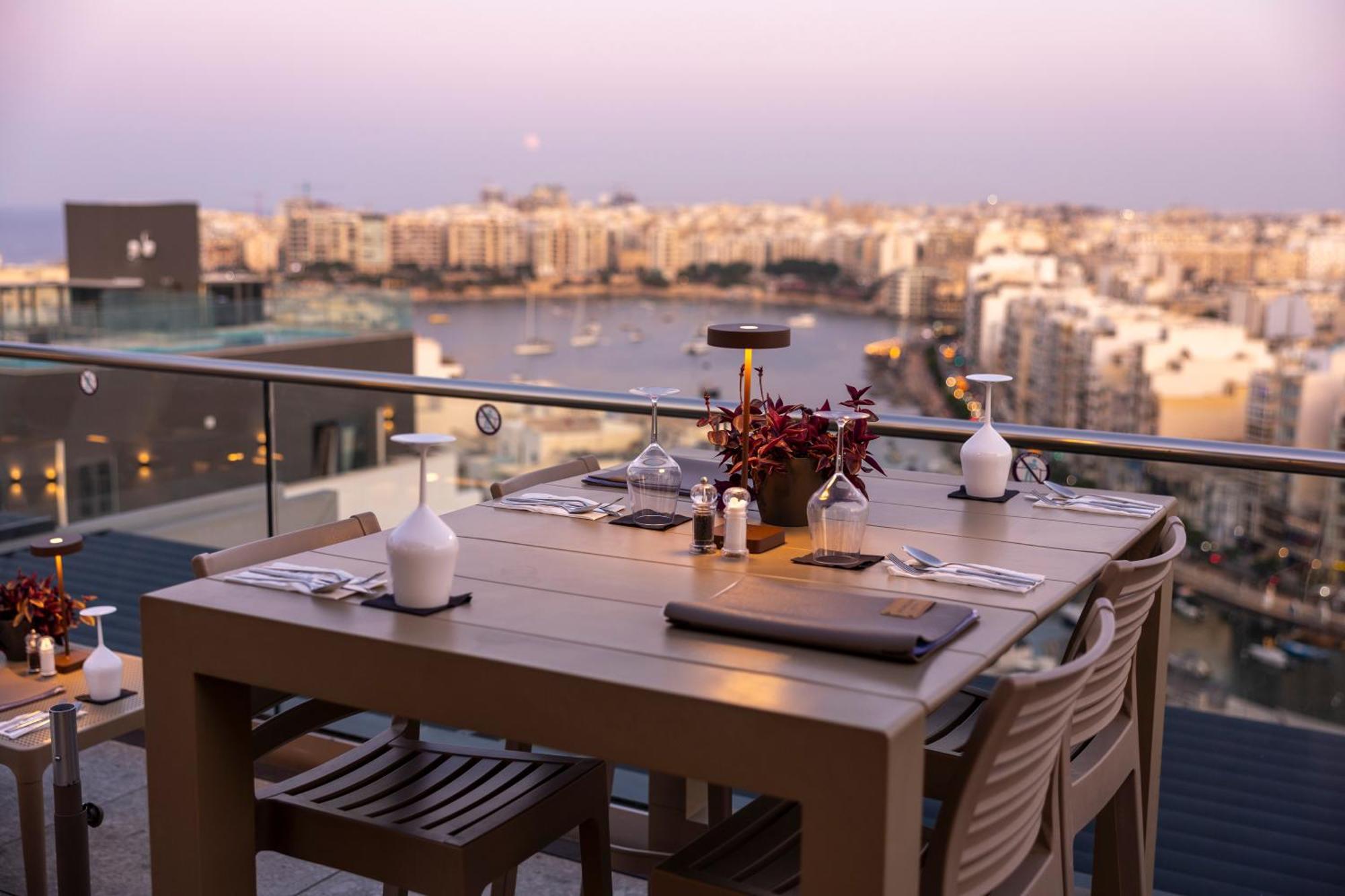 Mercure St. Julian'S Malta Esterno foto