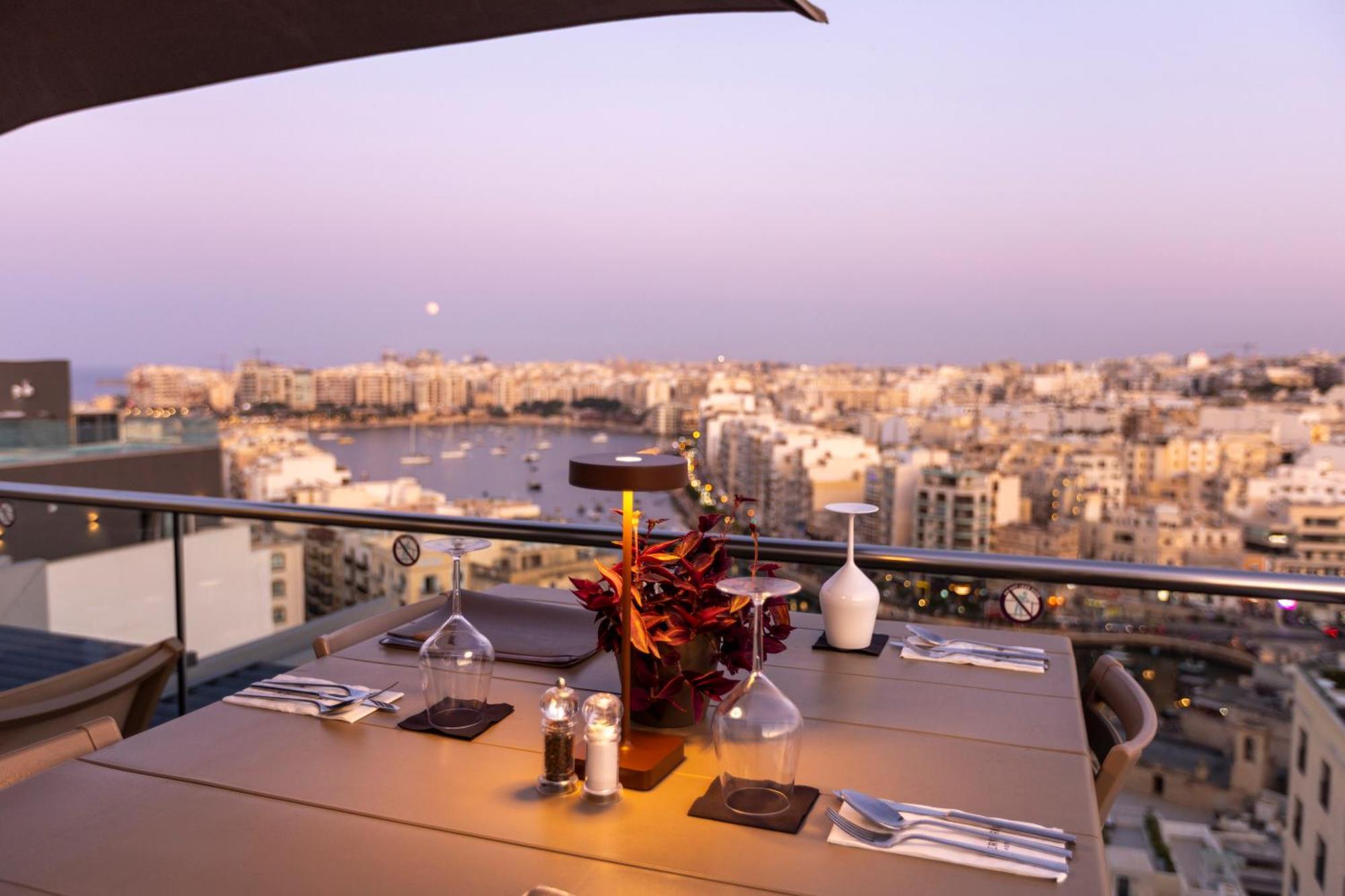 Mercure St. Julian'S Malta Esterno foto